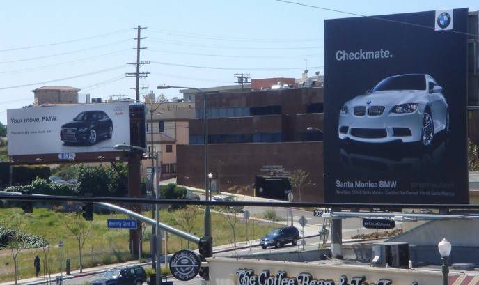 реклама BMW Audi