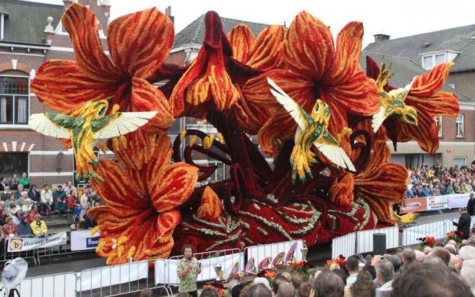 Zundert floral parade