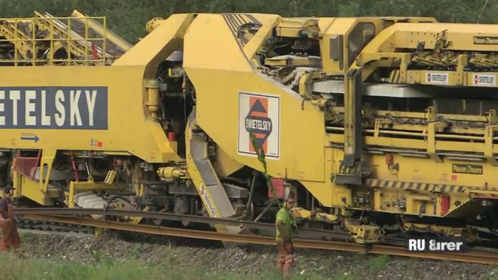Как проходит укладка железной дороги в Австрии