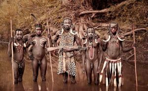 Самые дикие племена, живущие в наше время