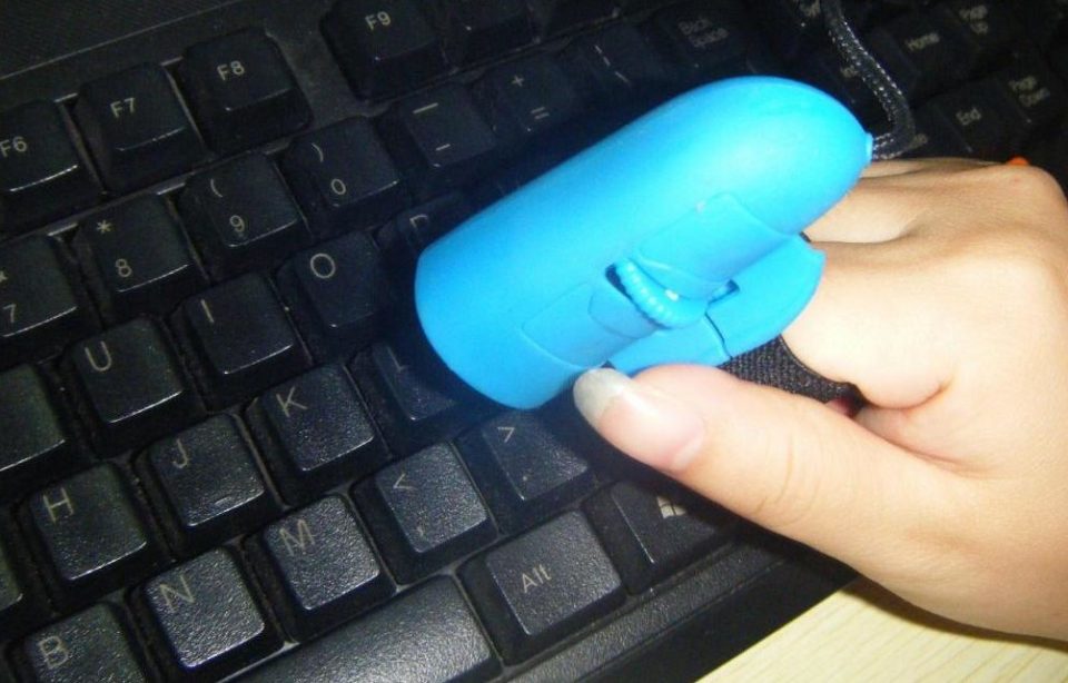 Cool Ring-Style Fingertip USB Optical Mouse