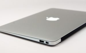 Apple патентует MacBook с сенсорной клавиатурой