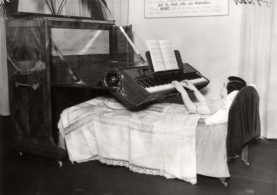 Пианино для прикованных к постели