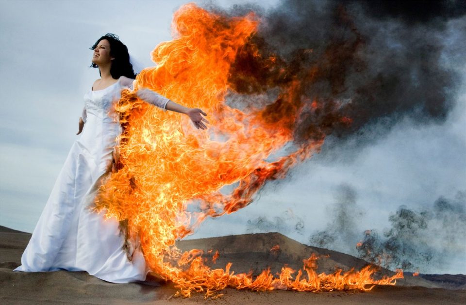 горящая невеста