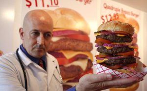 Heart attack grill — самый вредный ресторан мира