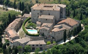 замок в европе Castello di Sismano