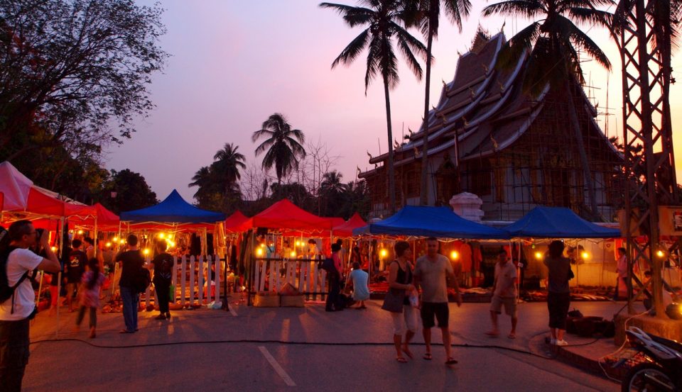 Луангпрабанг, ночной рынок