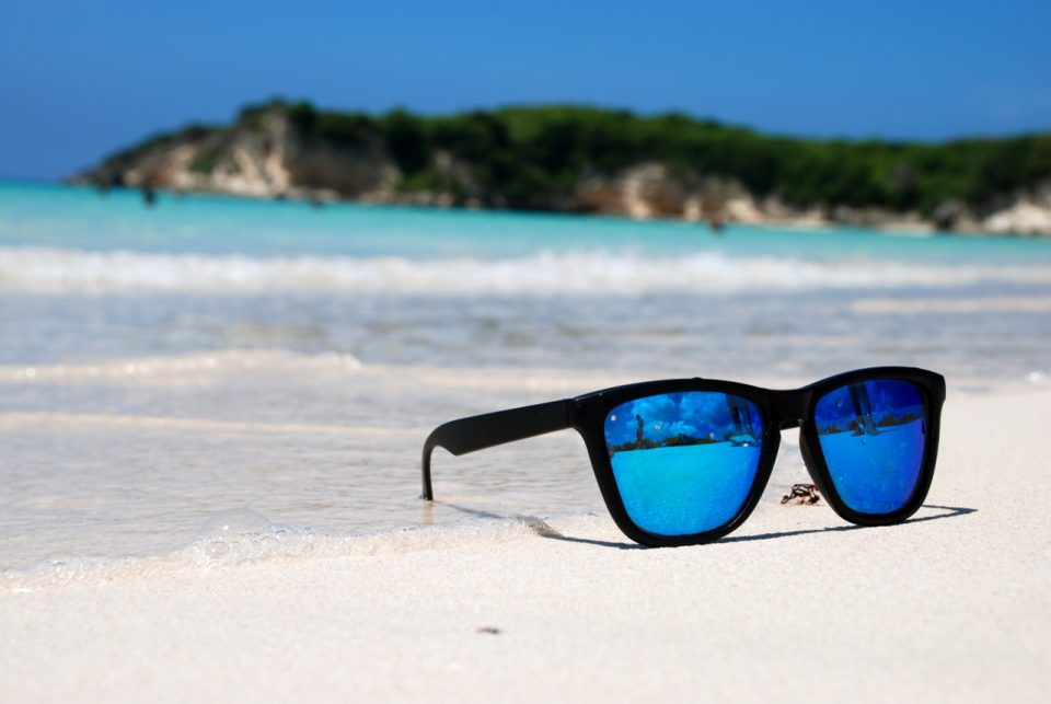 как правильно подобрать солнцезащитные очки